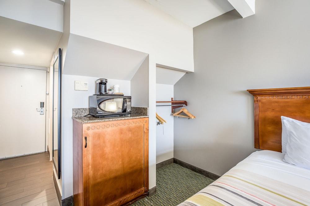 Country Inn & Suites By Radisson, Virginia Beach Oceanfront , Va エクステリア 写真