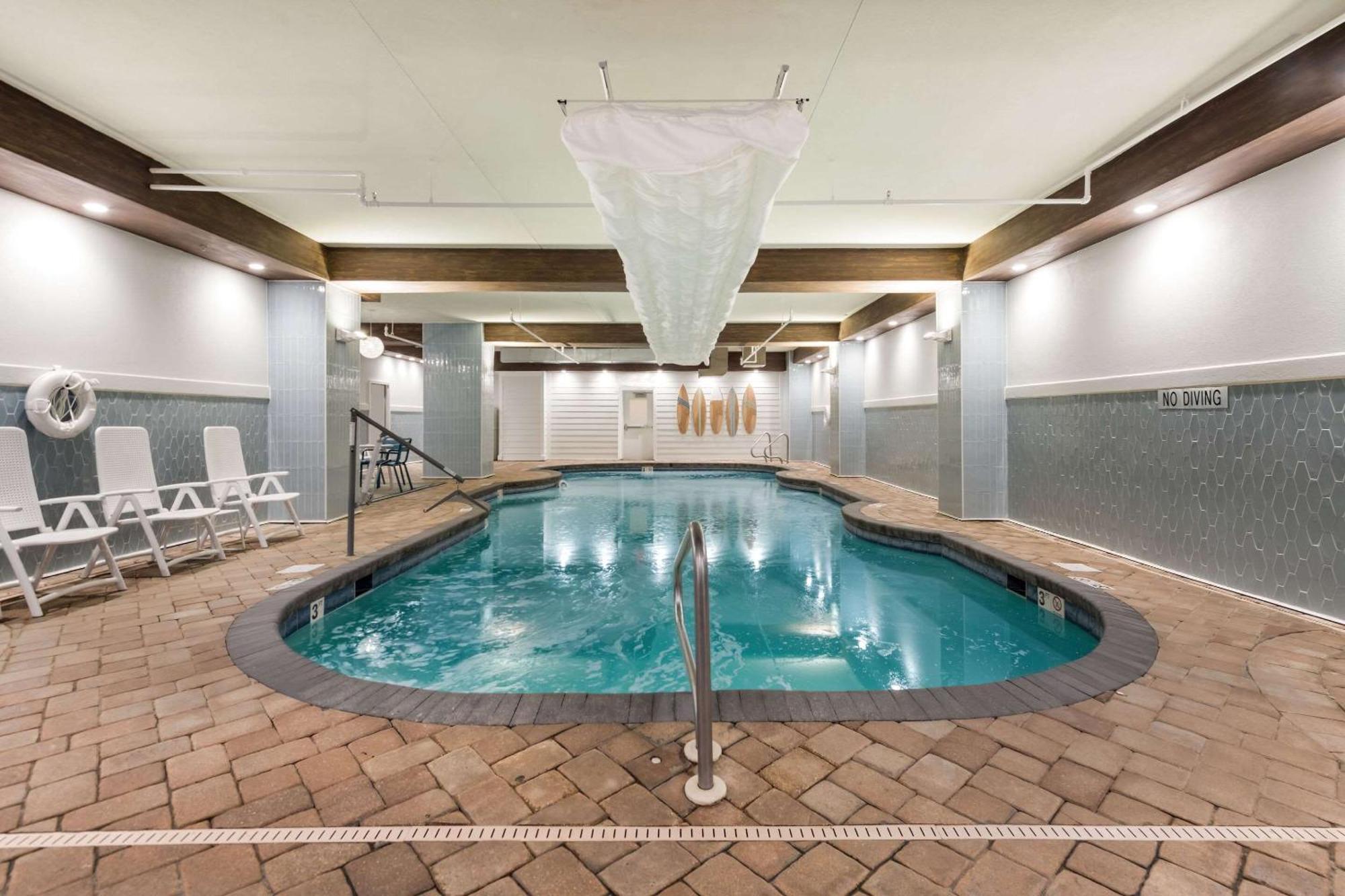 Country Inn & Suites By Radisson, Virginia Beach Oceanfront , Va エクステリア 写真