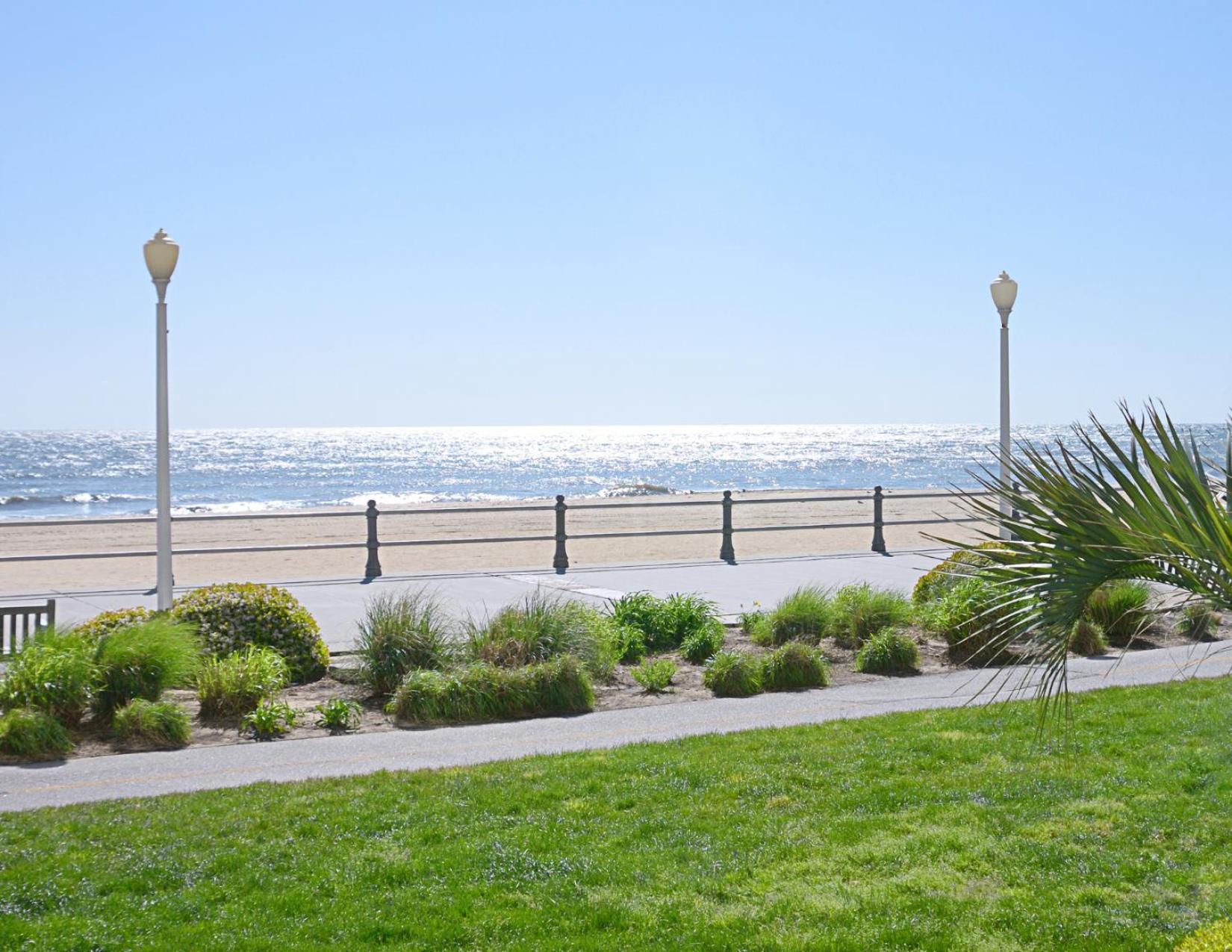 Country Inn & Suites By Radisson, Virginia Beach Oceanfront , Va エクステリア 写真